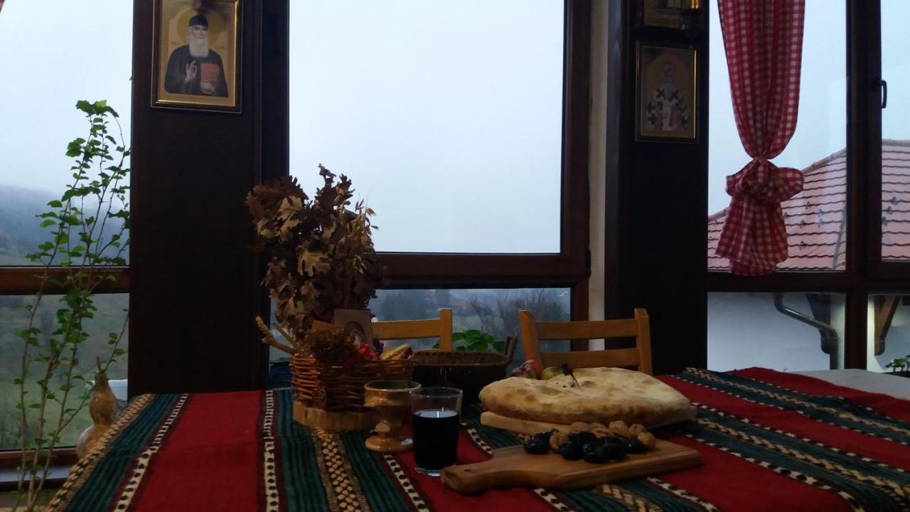 Etno Selo Lelic Panzió Valjevo Kültér fotó
